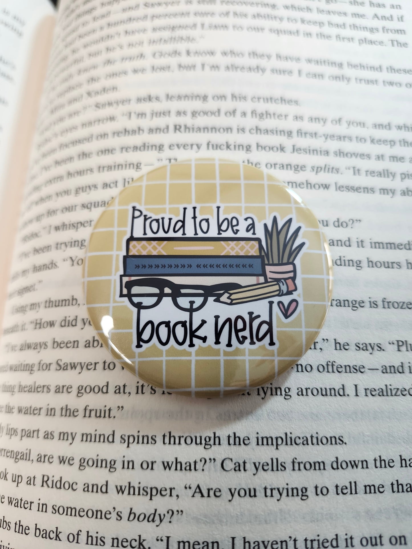 Book Lover Round Magnets