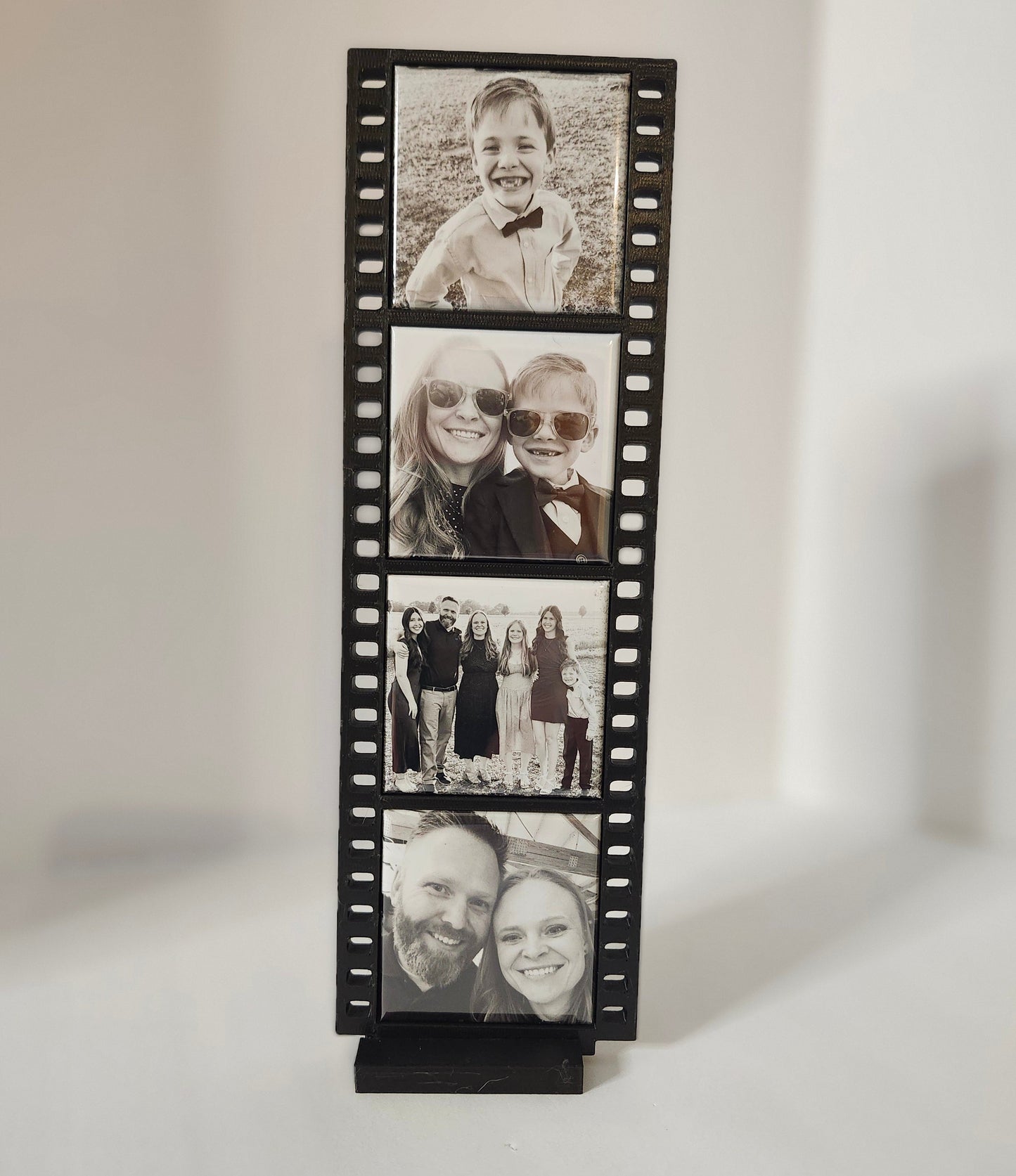 Magnet Display Frame (Holds 4 Square Magnets)
